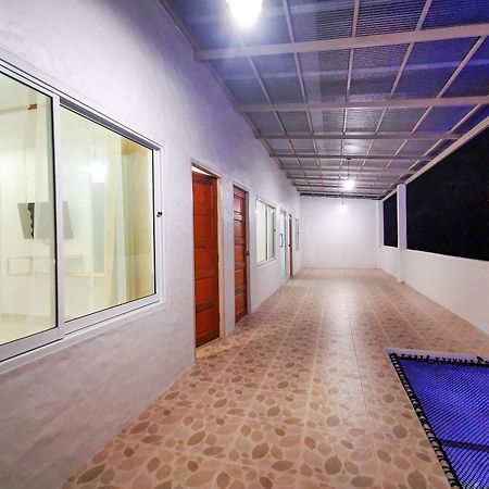 Vila Thepprasit Cosy Jomtien pláž Exteriér fotografie