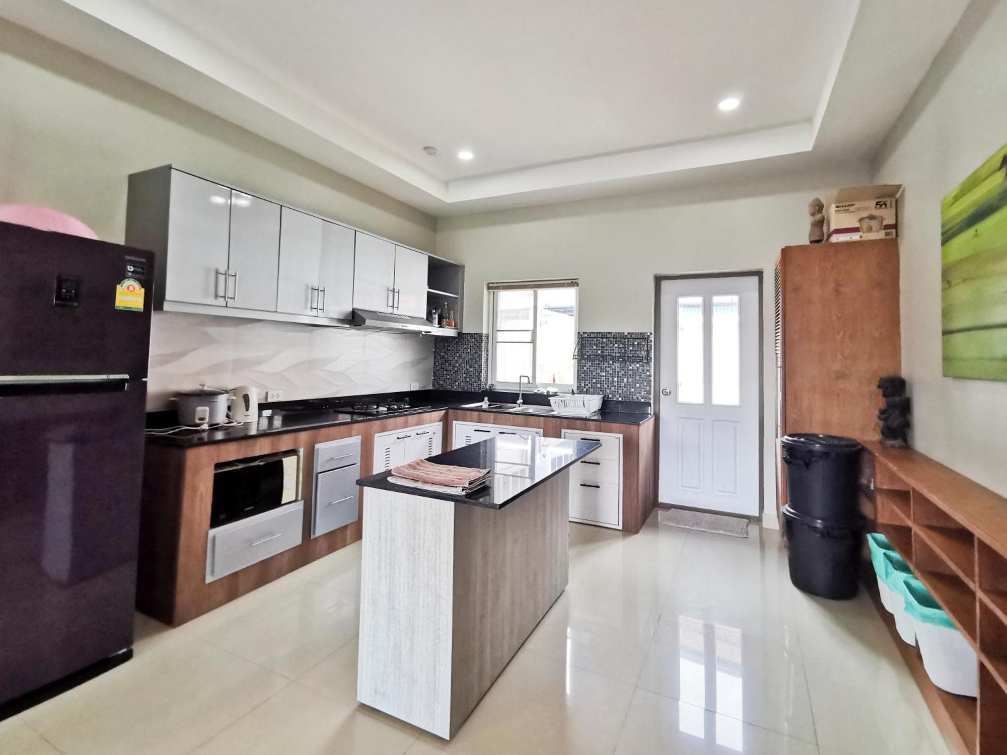 Vila Thepprasit Cosy Jomtien pláž Exteriér fotografie